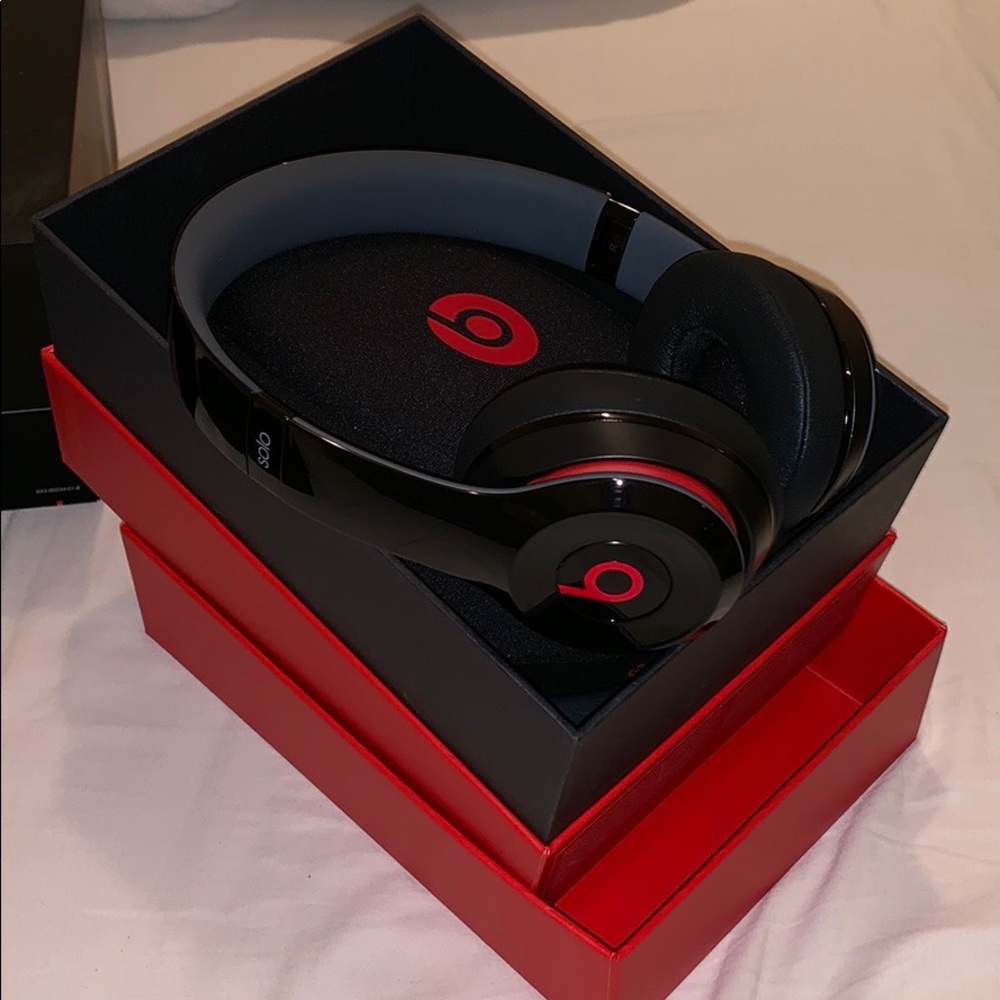 Beats Solo 2 Earphones